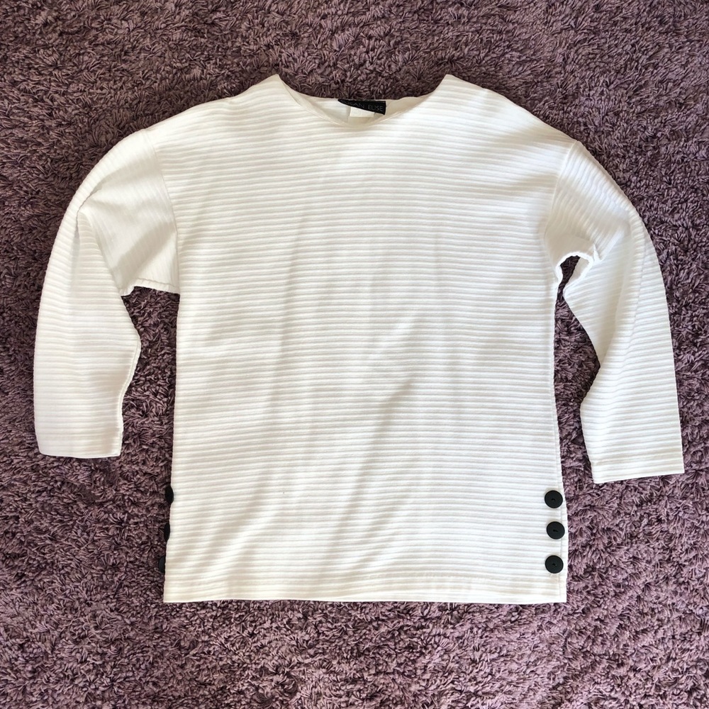 Mid sleeve top